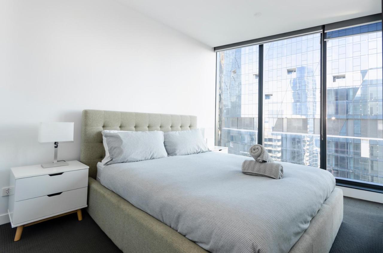 2Br Cbd Pad, City Views, Free Parking, Pool, Gym Melbourne Exterior photo