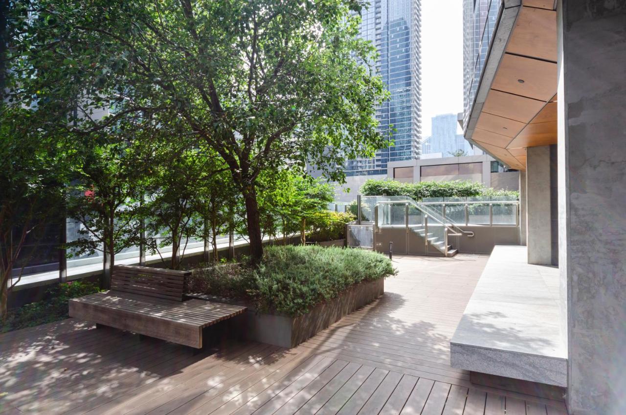 2Br Cbd Pad, City Views, Free Parking, Pool, Gym Melbourne Exterior photo