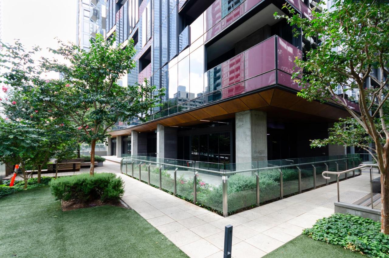 2Br Cbd Pad, City Views, Free Parking, Pool, Gym Melbourne Exterior photo